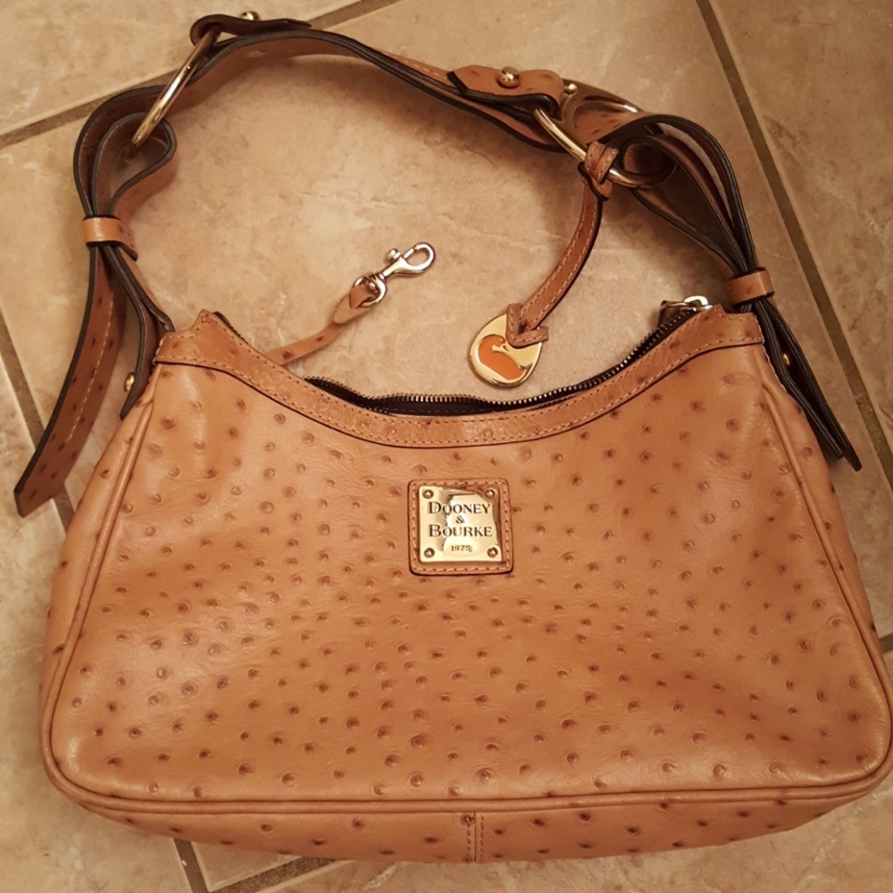 Vintage DOONEY & BOURKE  Shoulder Bag